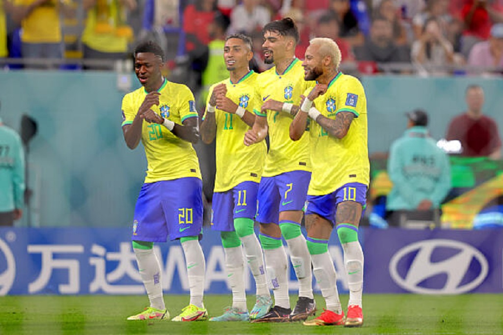 Foci-vb: hódított a brazil szamba, betáncolt Brazília a negyeddöntőbe